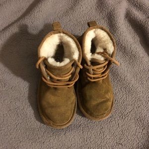 Big kid ugg neumel boot